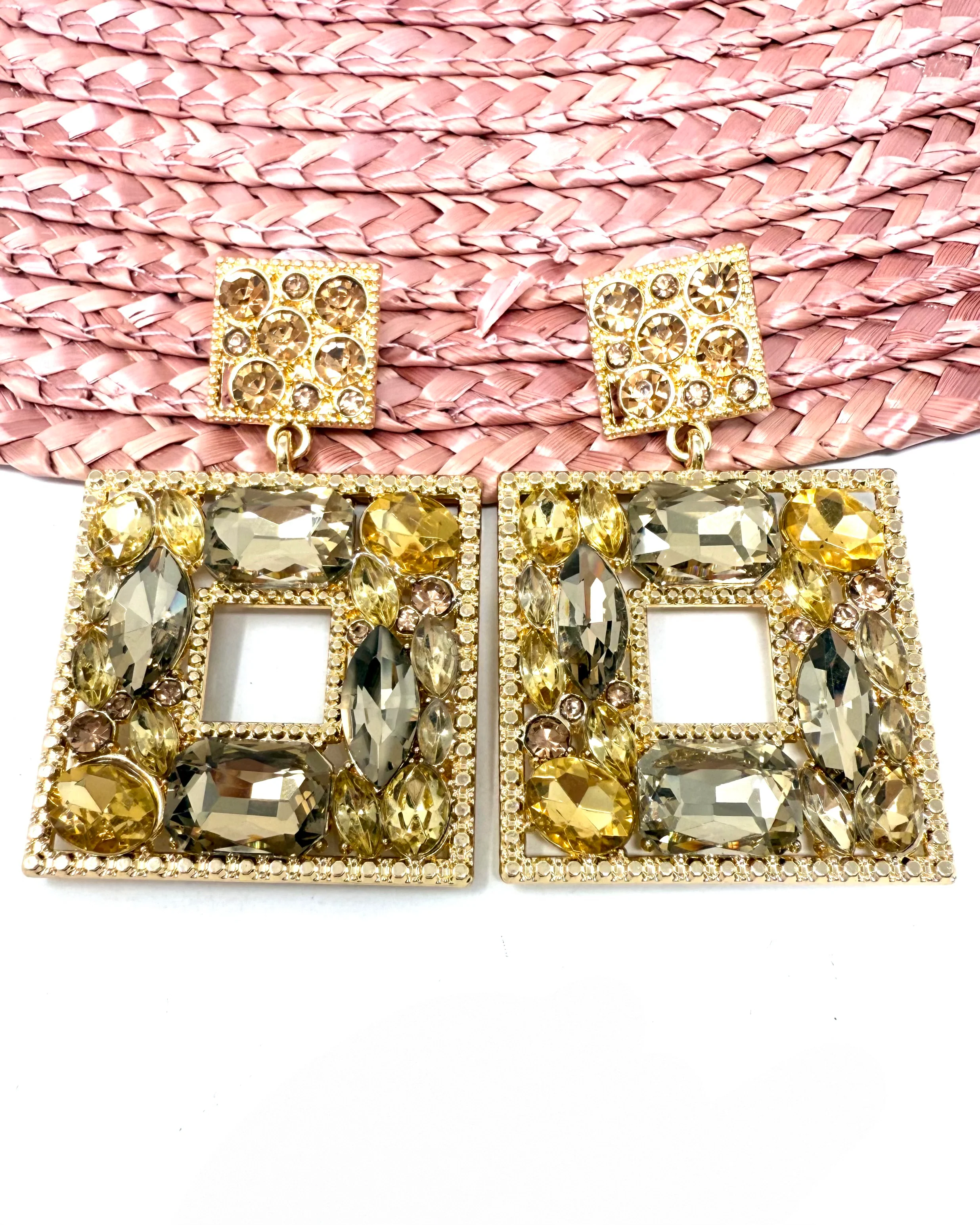 Pendientes Atenea