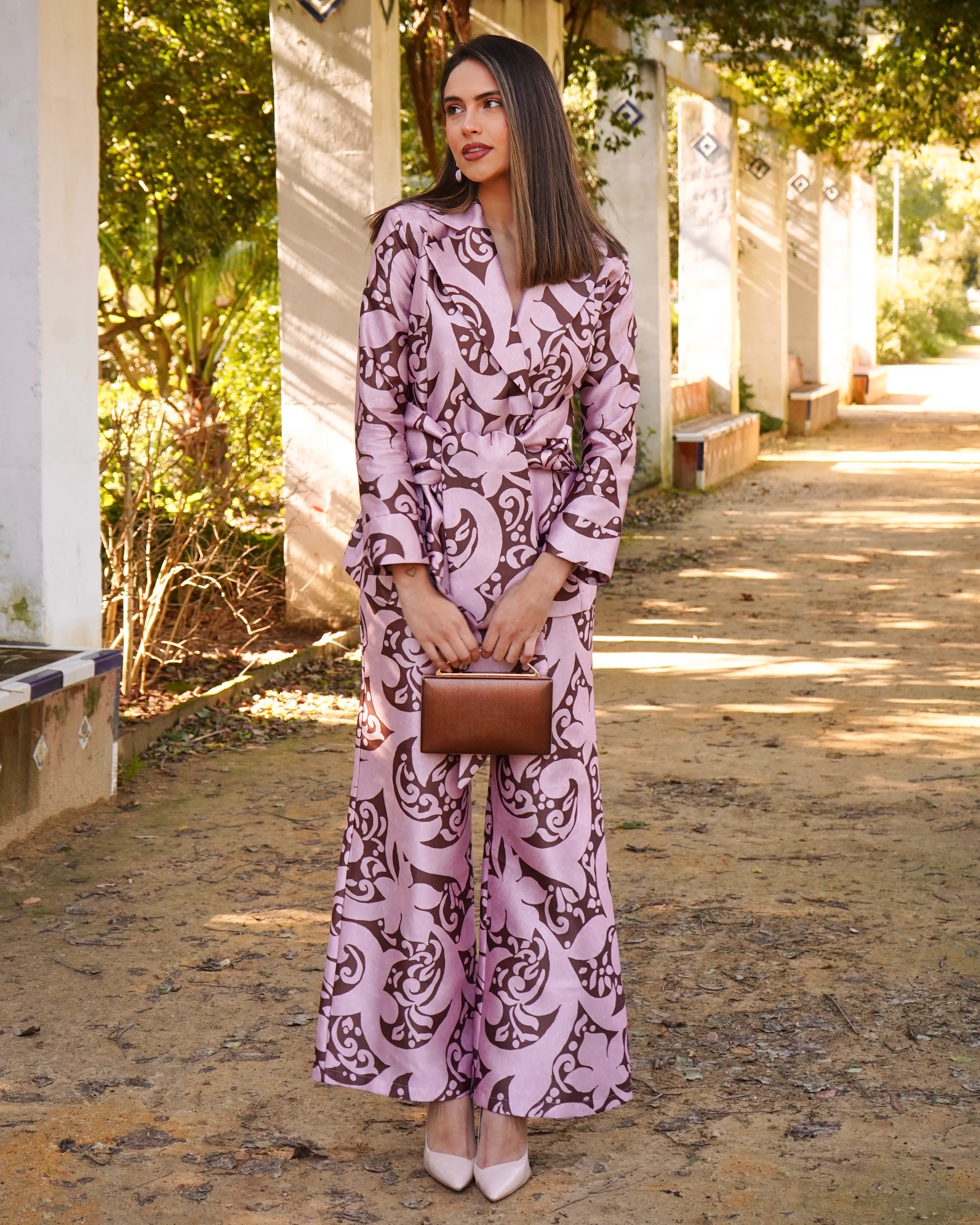Traje Sevilla rosa/chocolate